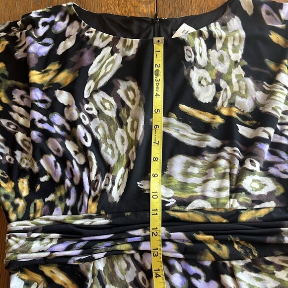 NWT Taylor Dress Zipper Back Full Sleeves Gathered Band at Waist Size 14 - Picture 11 of 16